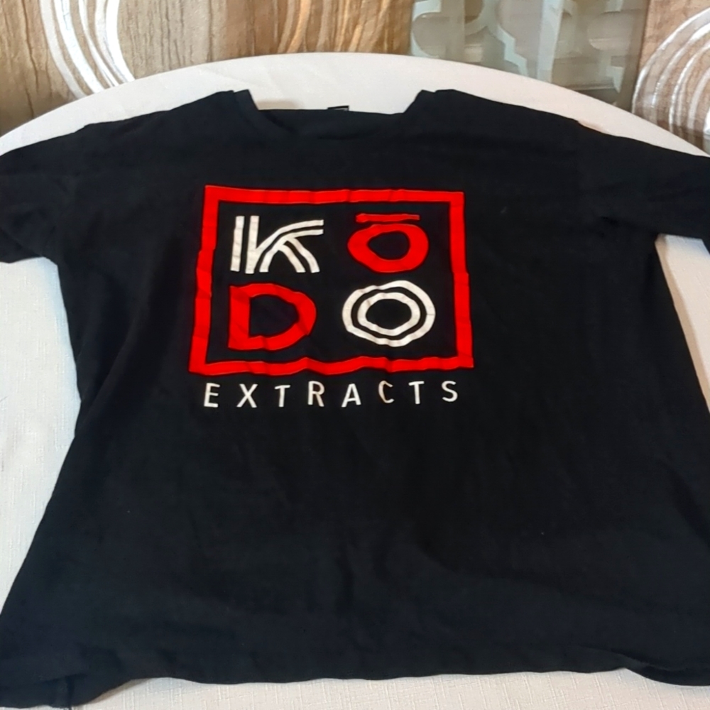 Wafer black, red, white